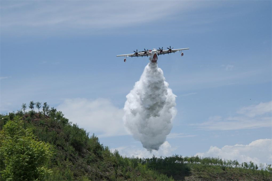 Китайский самолет-амфибия AG600 вышел на этап сертификационных испытаний